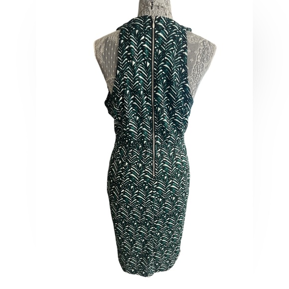 NWT H&M Sleeveless Green White Palm Leaf High Neck Halter Bodycon Dress Large - Picture 3 of 11